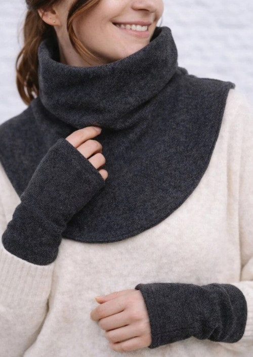 Hoppediz Neck Warmer and Hand Warmers Antracite