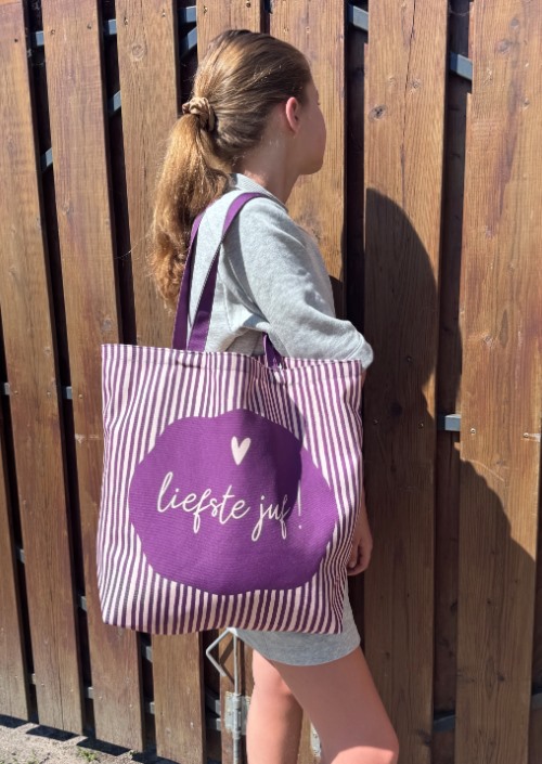 Dragen & Zo Canvas Shopper Liefste Juf Paars product vooraanzicht